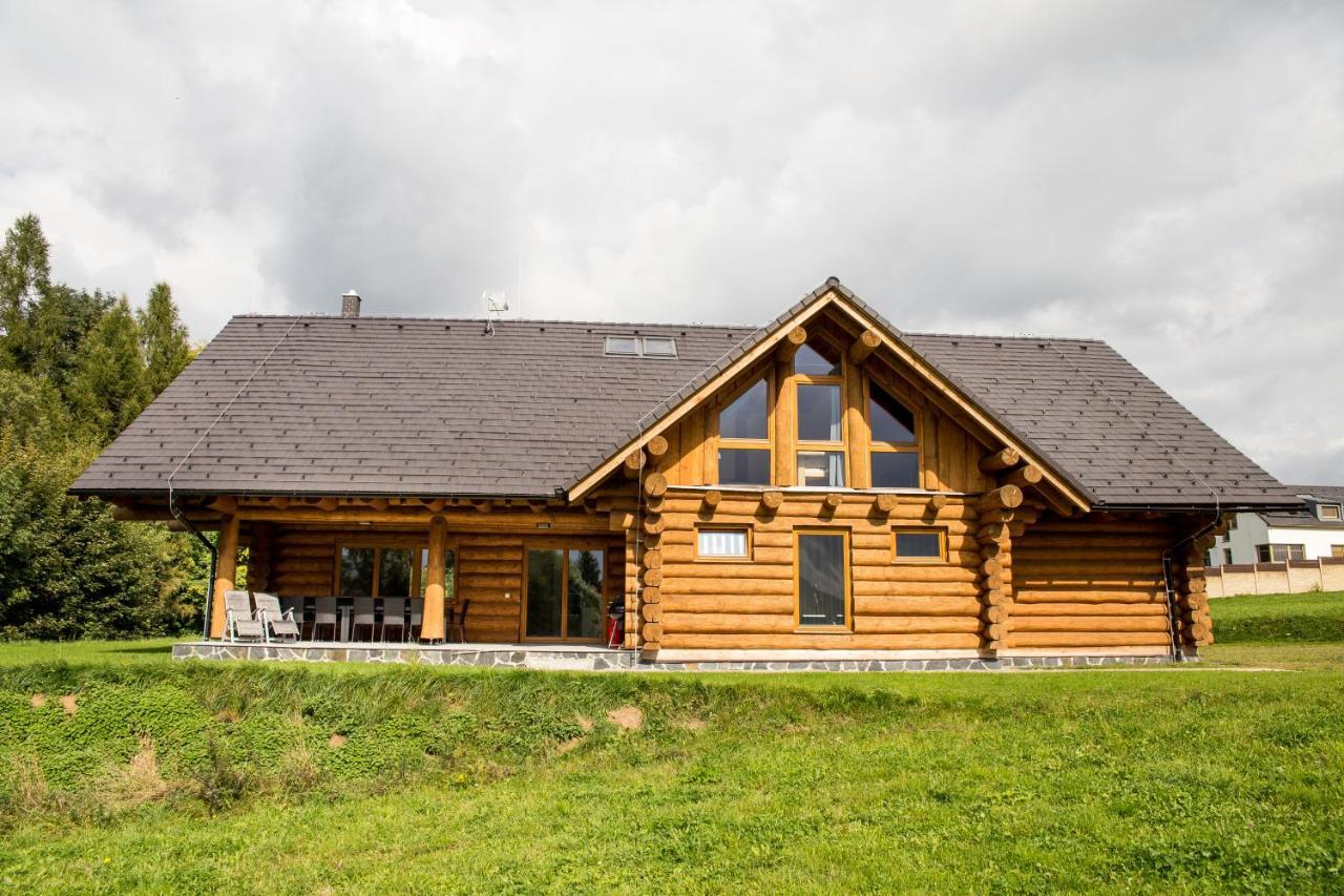 Luxusni Srub Az 24 Luzek - Sruby-Lipno Villa ฟริมบูร์ก ภายนอก รูปภาพ