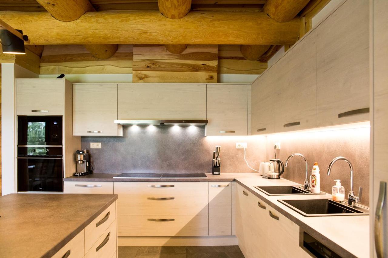 Luxusni Srub Az 24 Luzek - Sruby-Lipno Villa ฟริมบูร์ก ภายนอก รูปภาพ
